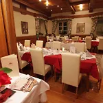 Schloss Lerchenhof Hermagor-Pressegger See