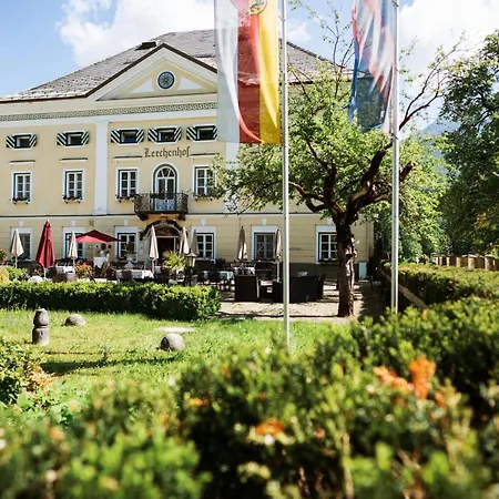Szálloda Schloss Lerchenhof 4*