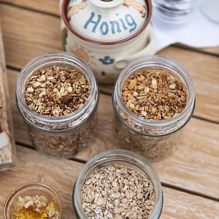 Hotel Schloss Lerchenhof