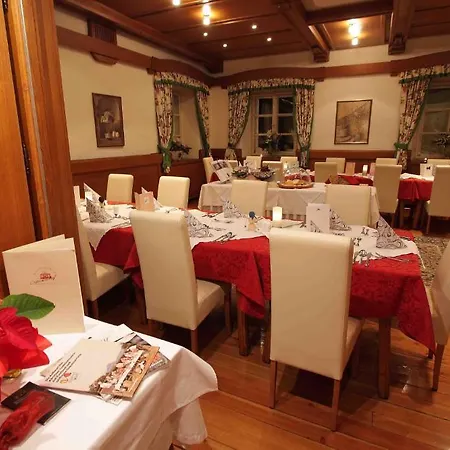 Schloss Lerchenhof Hermagor-Pressegger See