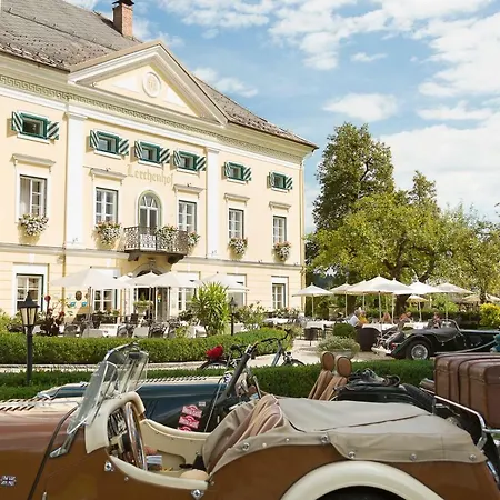 Szálloda Schloss Lerchenhof 4*