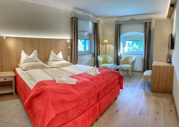 Hotel Schloss Lerchenhof Hermagor-Pressegger See